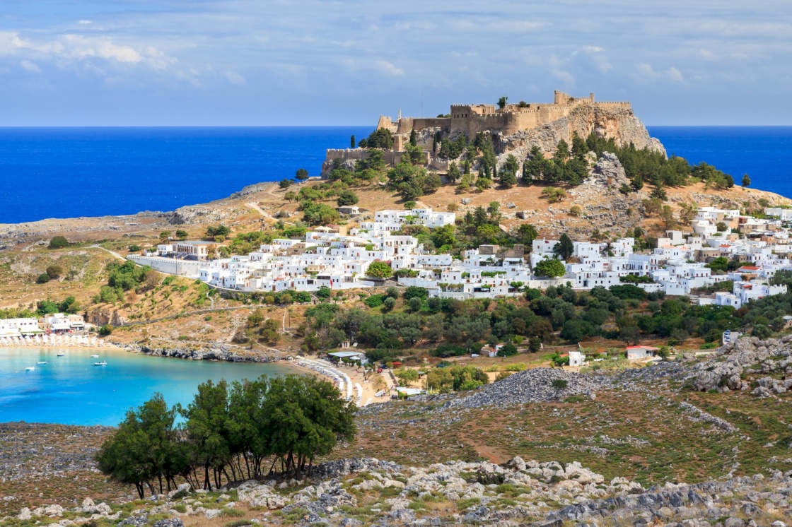 'View from the road down to the popular town of Lindos on the Island of Rhodes Greece' - Ρόδος